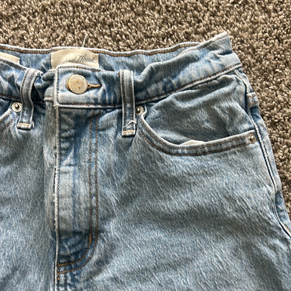 Universal Thread Jean Shorts - Picture 2 of 4